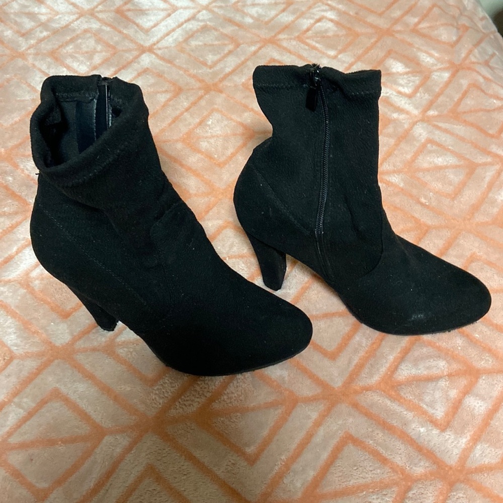 Botines para dama usados negros  8